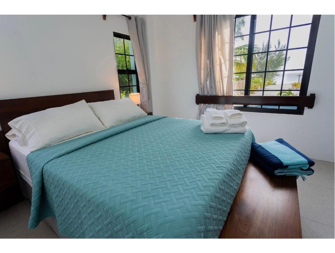Aparthotel Bay Towers Cayo Caulker Exterior foto