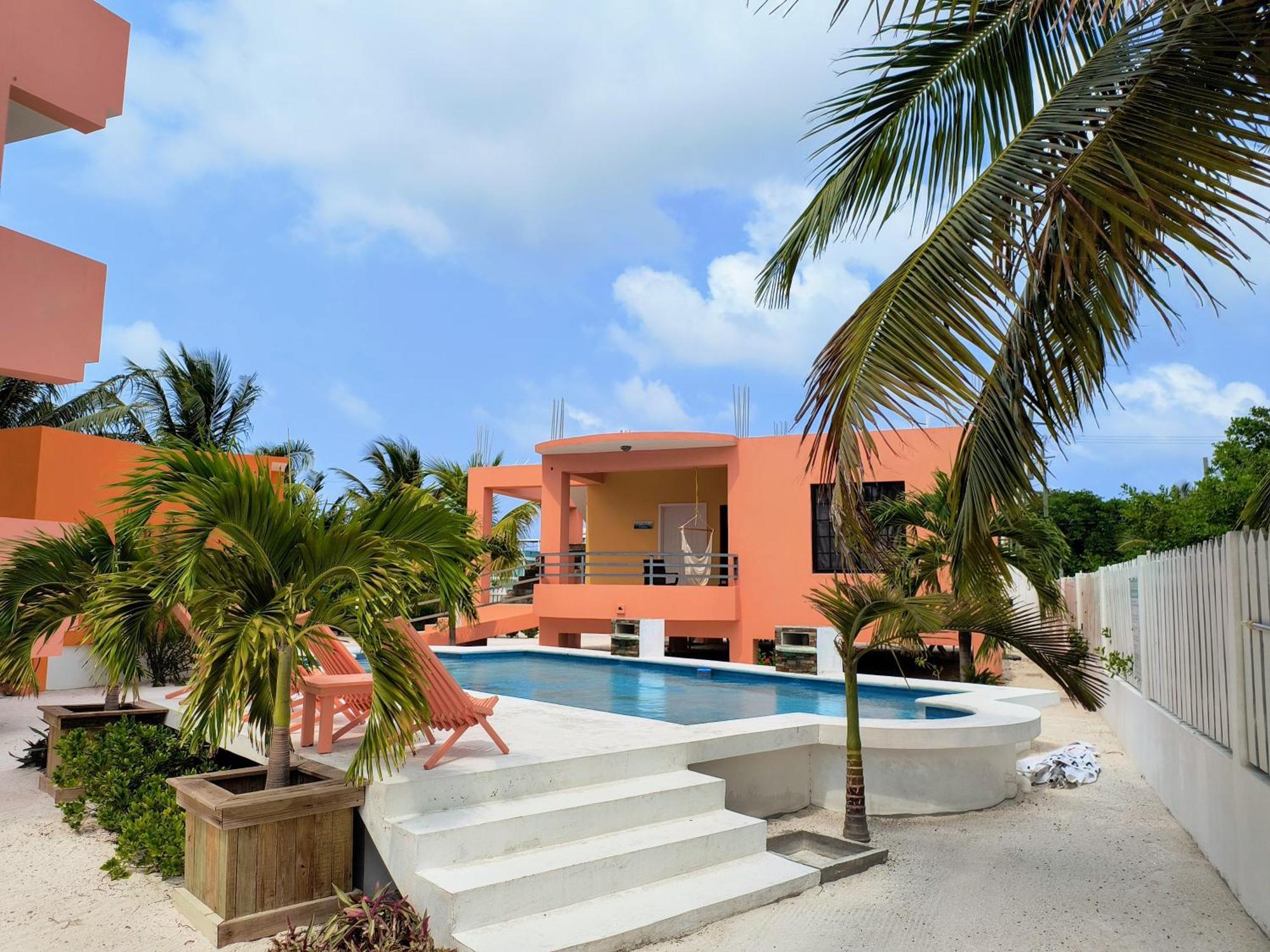 Aparthotel Bay Towers Cayo Caulker Exterior foto